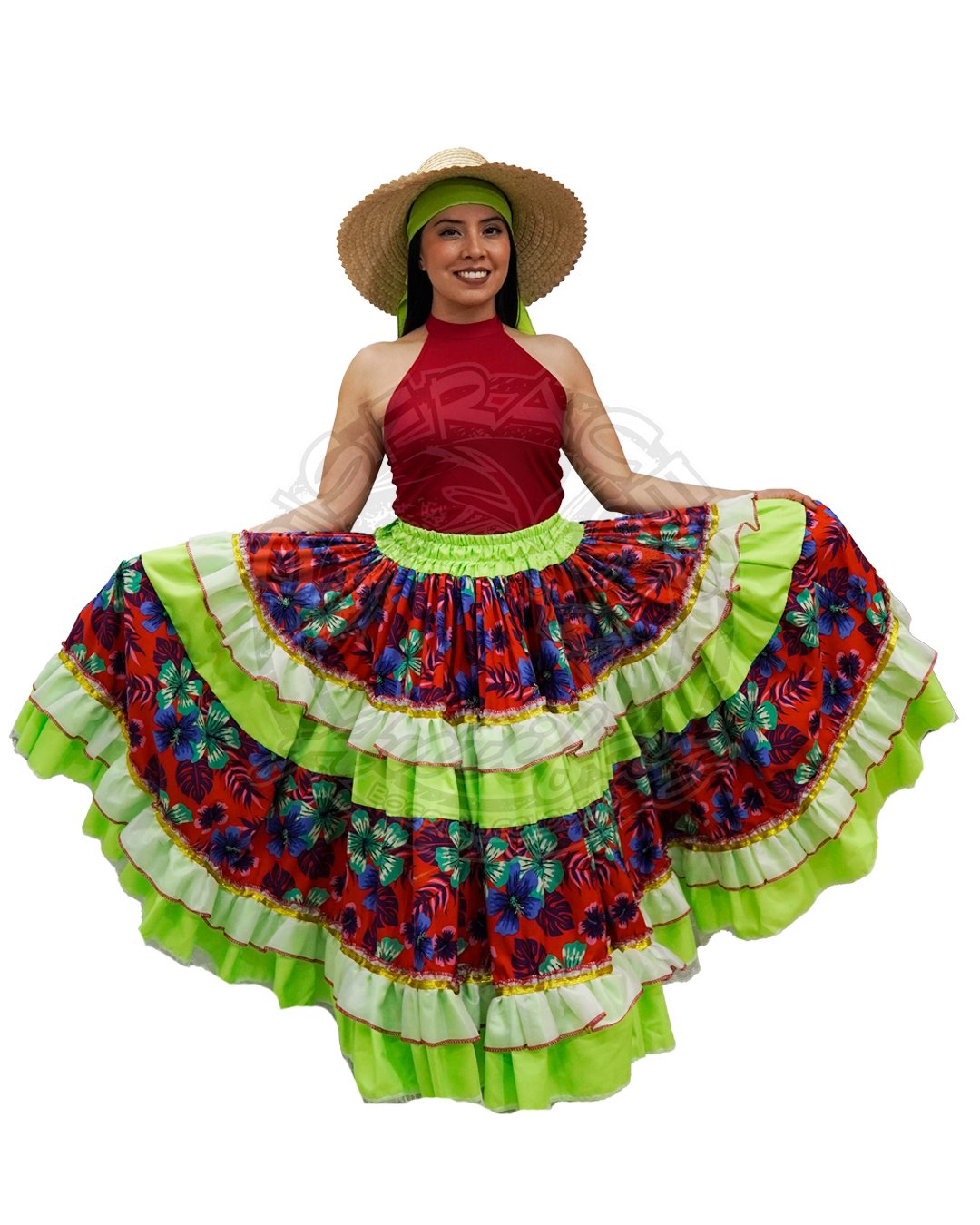 Mujer con vestuario tradicional del Pacífico colombiano con falda verde estampada con flores rojas, blusa roja, pañoleta y sombrero típico