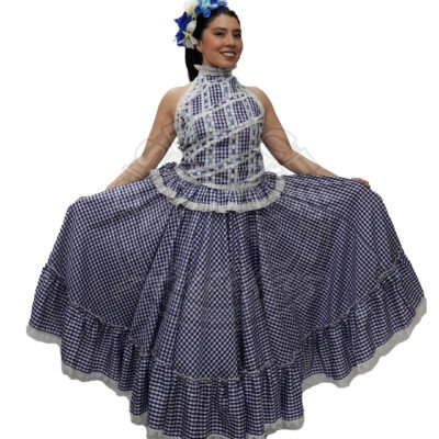 Traje de cumbia azul mujer con falda a cuadros azules y blusa sin mangas cuello alto